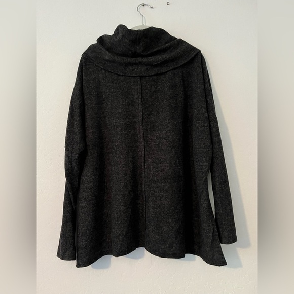 Status by Chenault Sweater - Picture 3 of 7